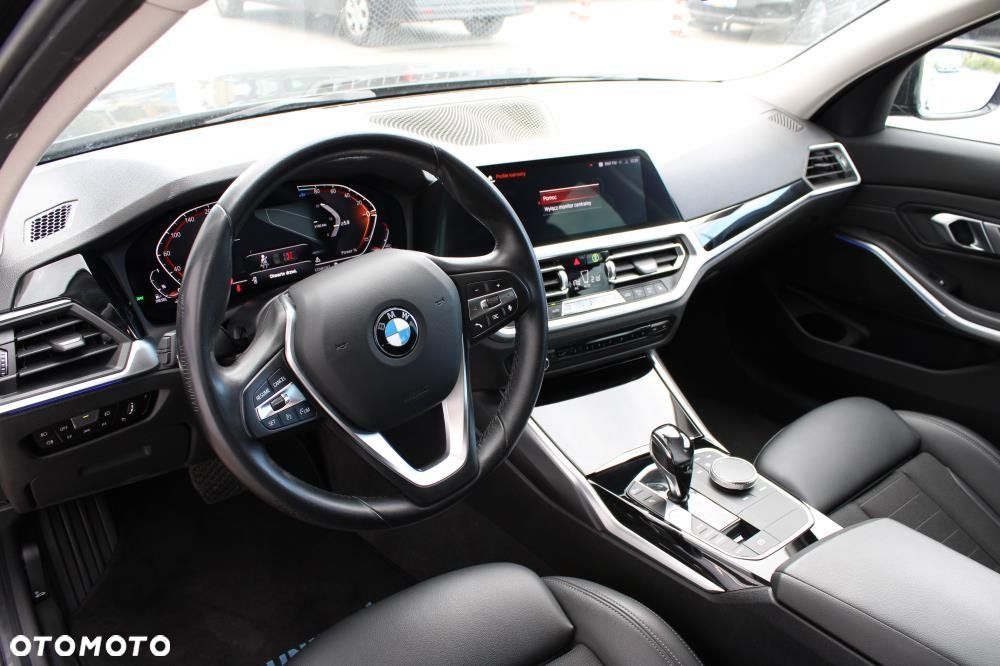 BMW Seria 3 - 11