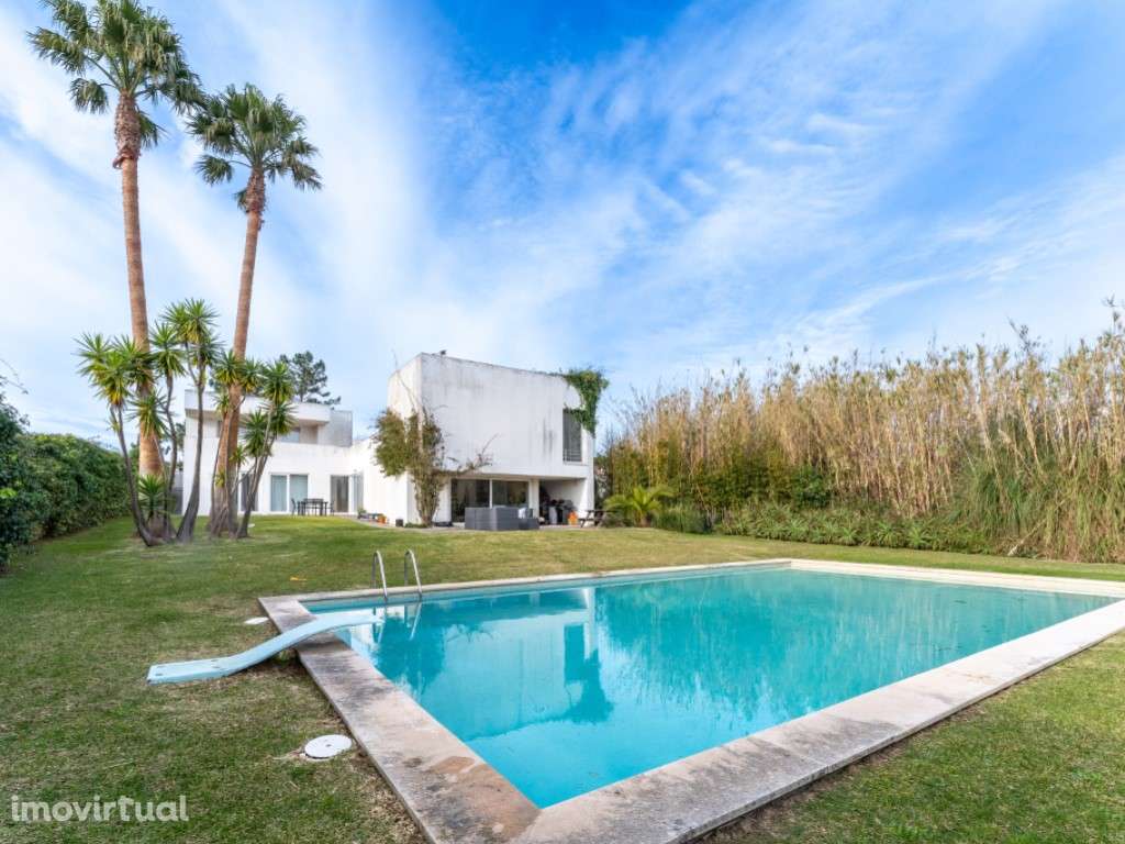 Fantástica moradia situada em Venda Nova- São Martinho do Porto - Grande imagem: 3/60