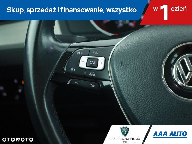 Volkswagen Passat Variant - 18