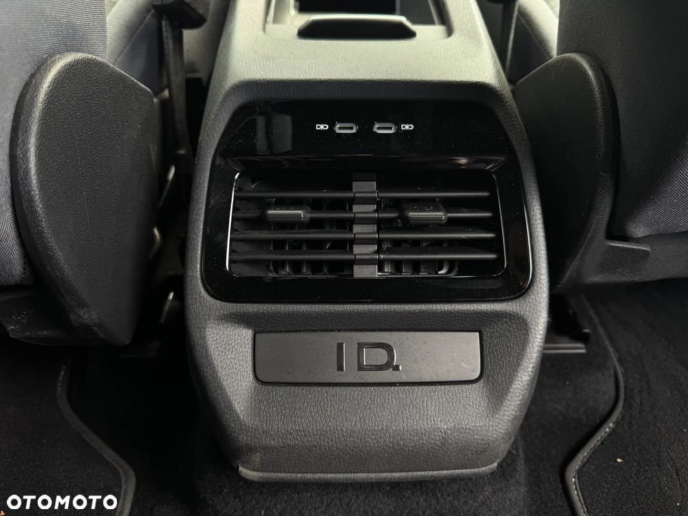 Volkswagen ID.4 - 19