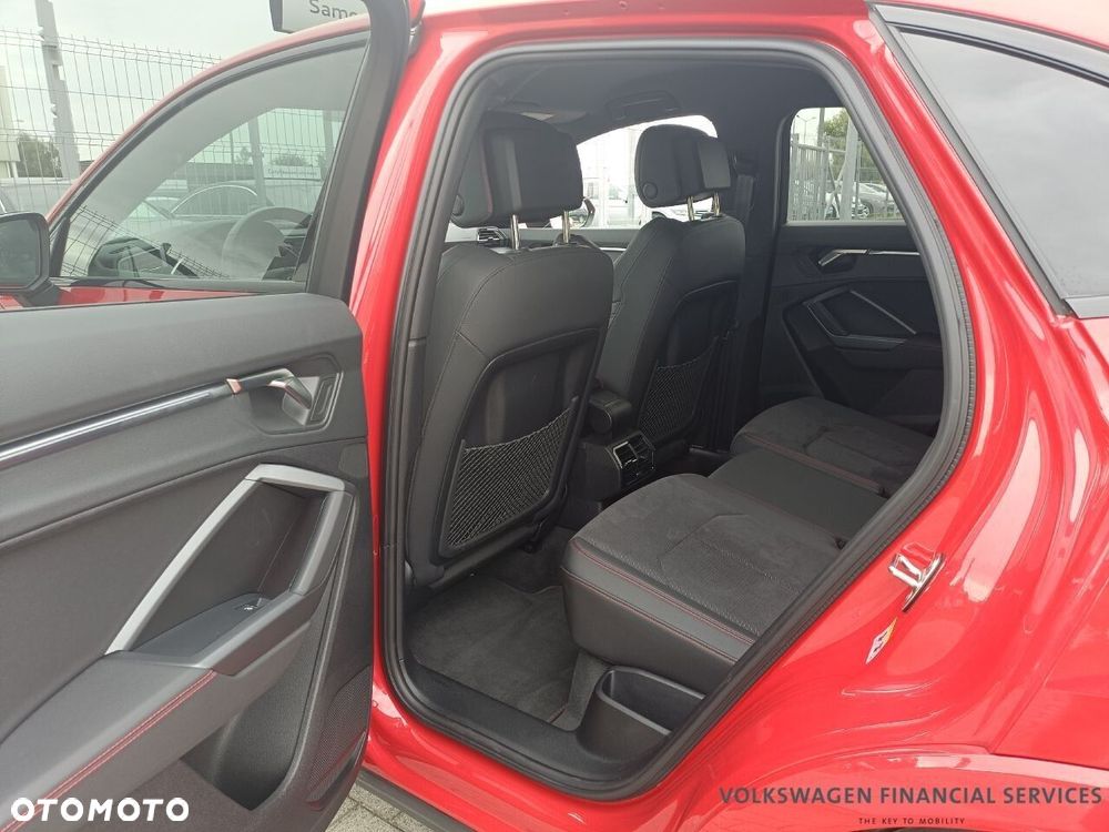 Audi Q3 Sportback - 6