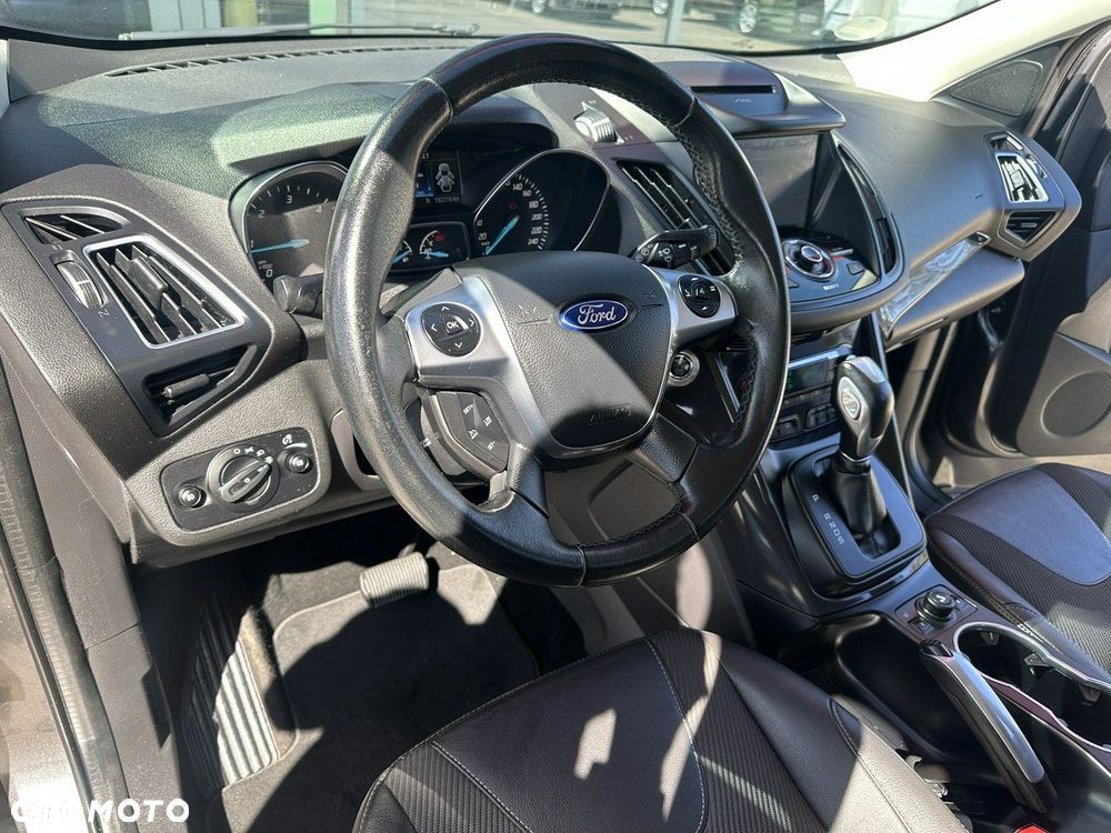 Ford Kuga 2.0 TDCi AWD Titanium - 10