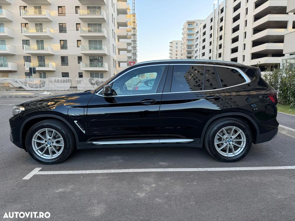BMW X3 xDrive30e AT PHEV - 4