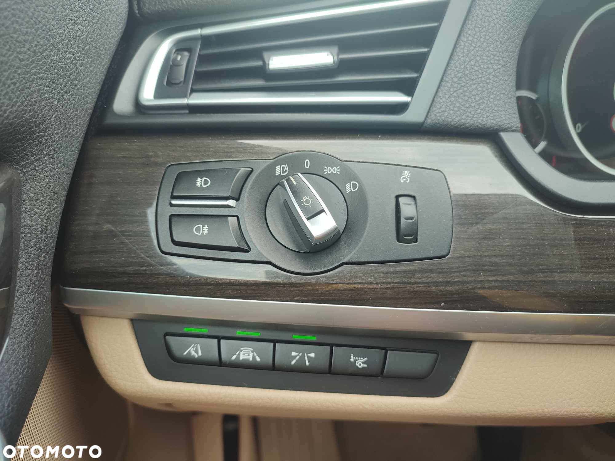 BMW Seria 7 730d xDrive - 35