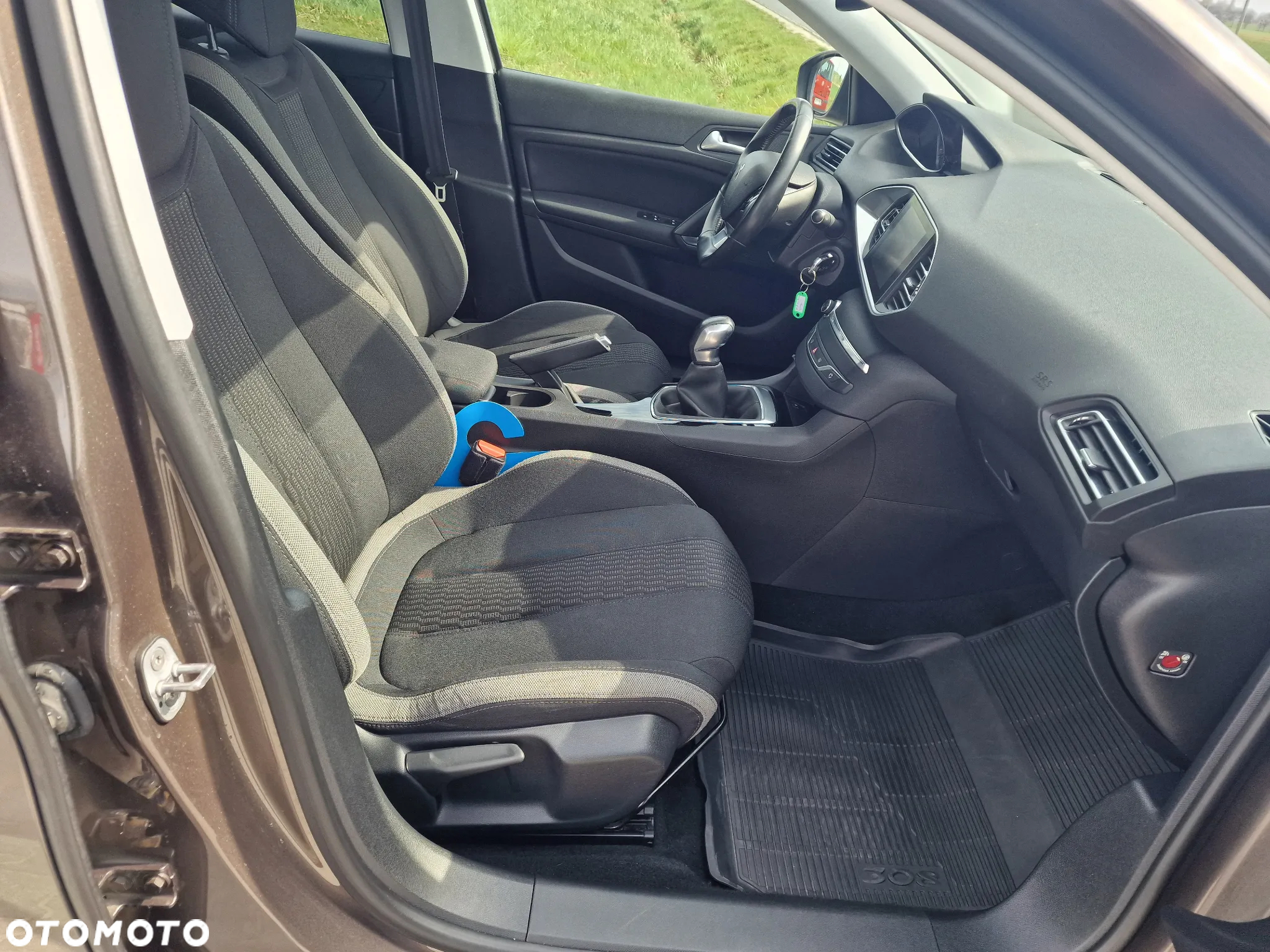 Peugeot 308 SW 1.2 PureTech Active S&S - 28