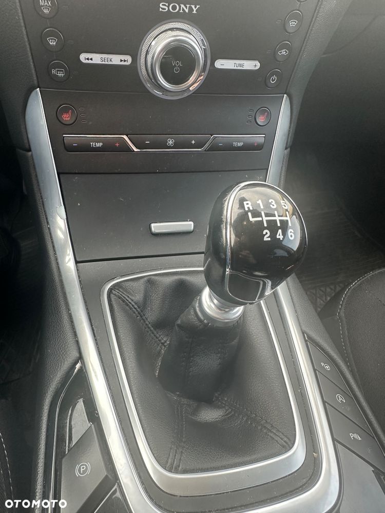 Ford Galaxy 2.0 TDCi Titanium - 12