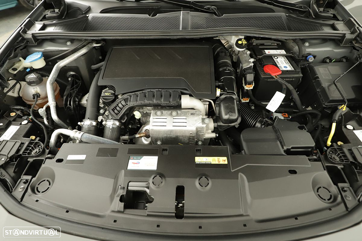 Peugeot 308 SW 1.2 PureTech GT EAT8 - 24