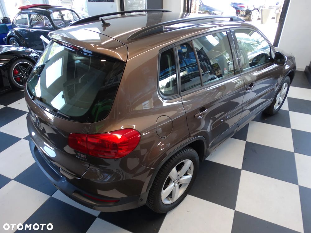 Volkswagen Tiguan 1.4 TSI Perfectline - 12