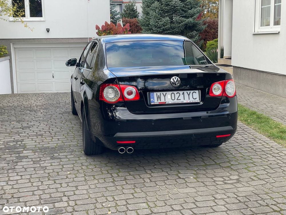 Volkswagen Jetta 2.0 TDI DPF Sportline - 7
