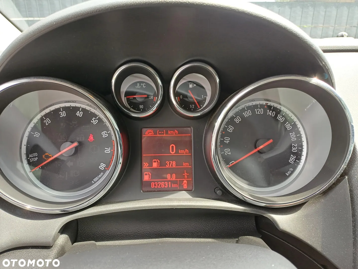 Opel Astra IV 1.6 T SIDI Cosmo S&S - 15