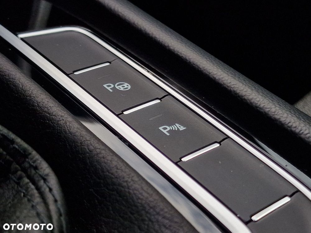 Volkswagen Passat Variant - 26