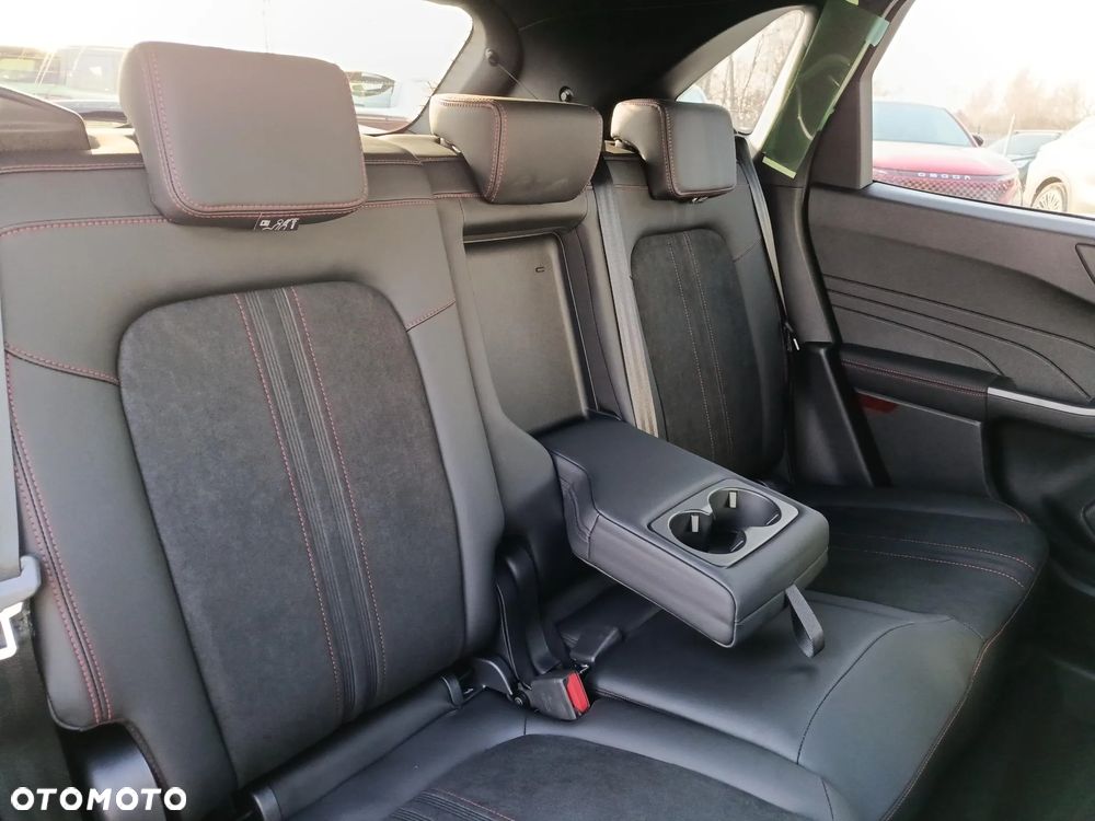 Ford Kuga 2.5 FHEV AWD ST-Line X eCVT - 14