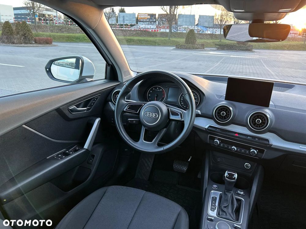 Audi Q2 35 TFSI S tronic - 21