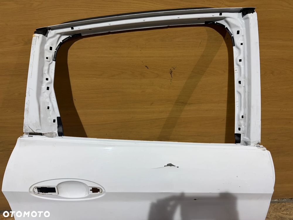 Drzwi tylne prawe Ford B-MAX 12-17 R24720 - 2