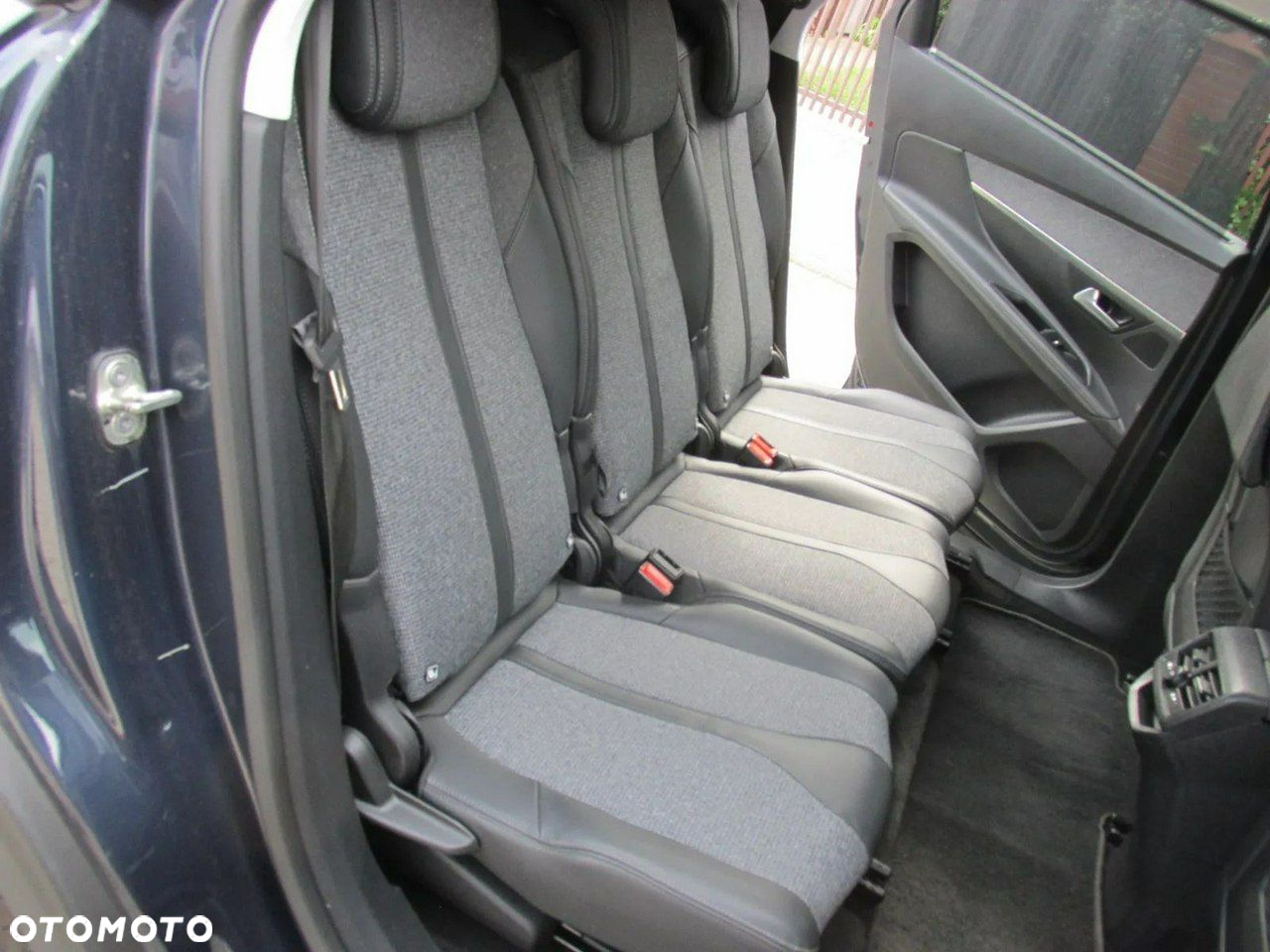 Peugeot 5008 1.5 BlueHDI Allure S&S - 10