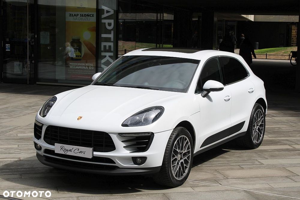 Porsche Macan - 1