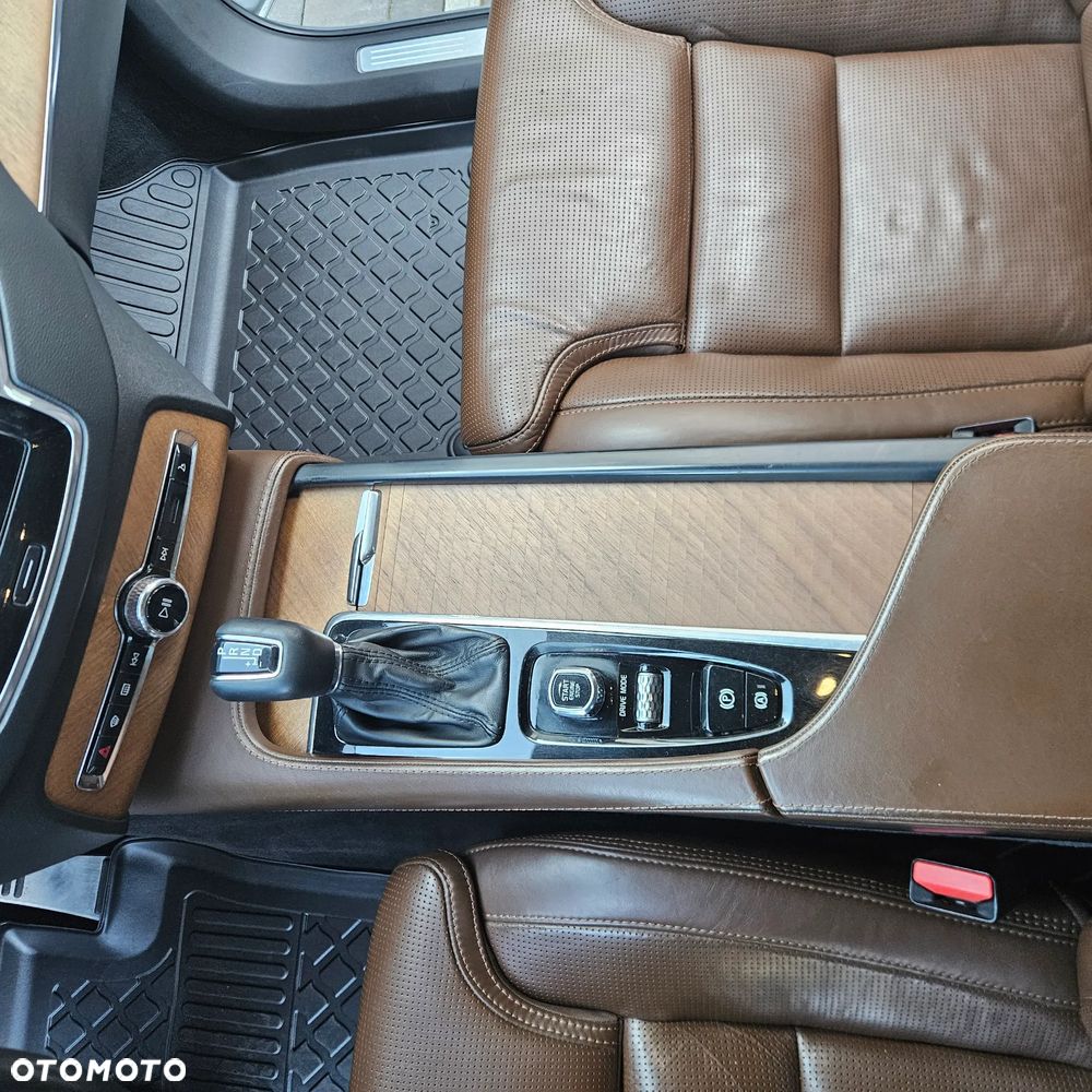 Volvo XC 90 T6 AWD Inscription - 23