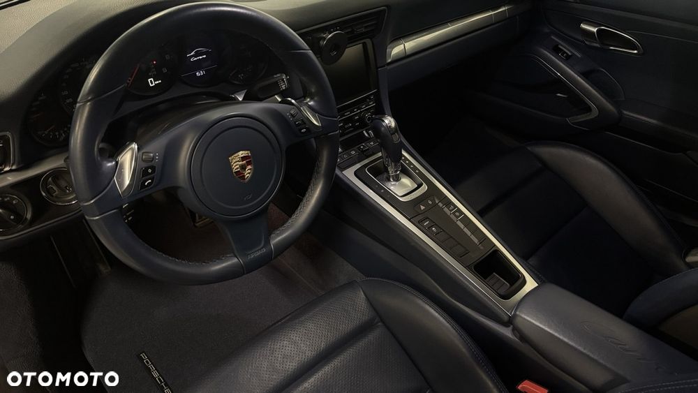 Porsche 911 Carrera PDK Black Edition - 4