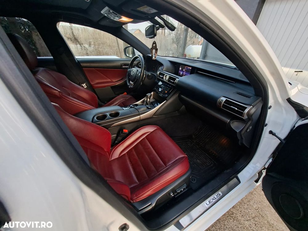 Lexus Seria IS 300h Aut. F Sport - 14