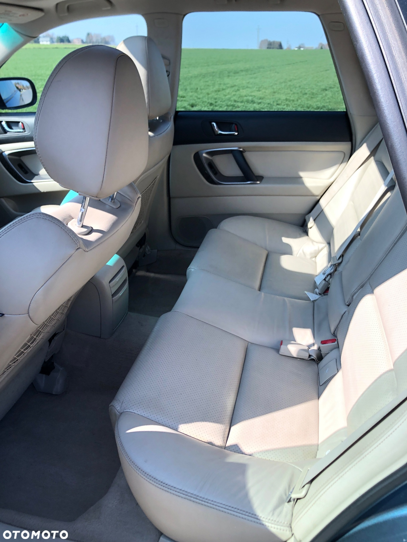 Subaru Legacy Kombi 3.0 4WD - 19