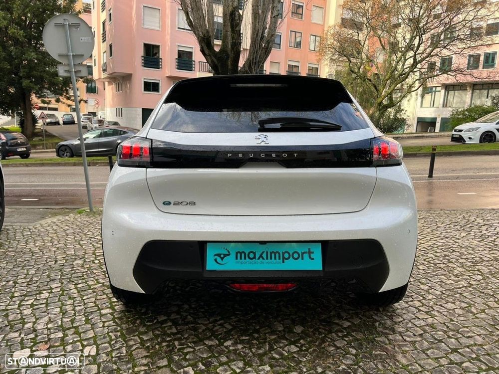 Peugeot e-208 50 kWh SE Style - 6