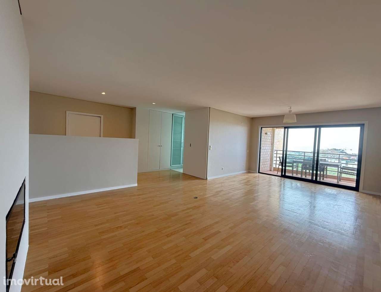 T3 Remodelado com varanda na foz/ vista mar - Grande imagem: 4/28