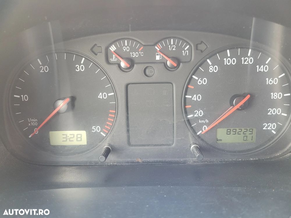 Volkswagen Transporter - 11