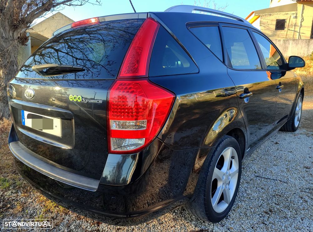 Kia Ceed SW 1.6 CRDi TX ISG - 3