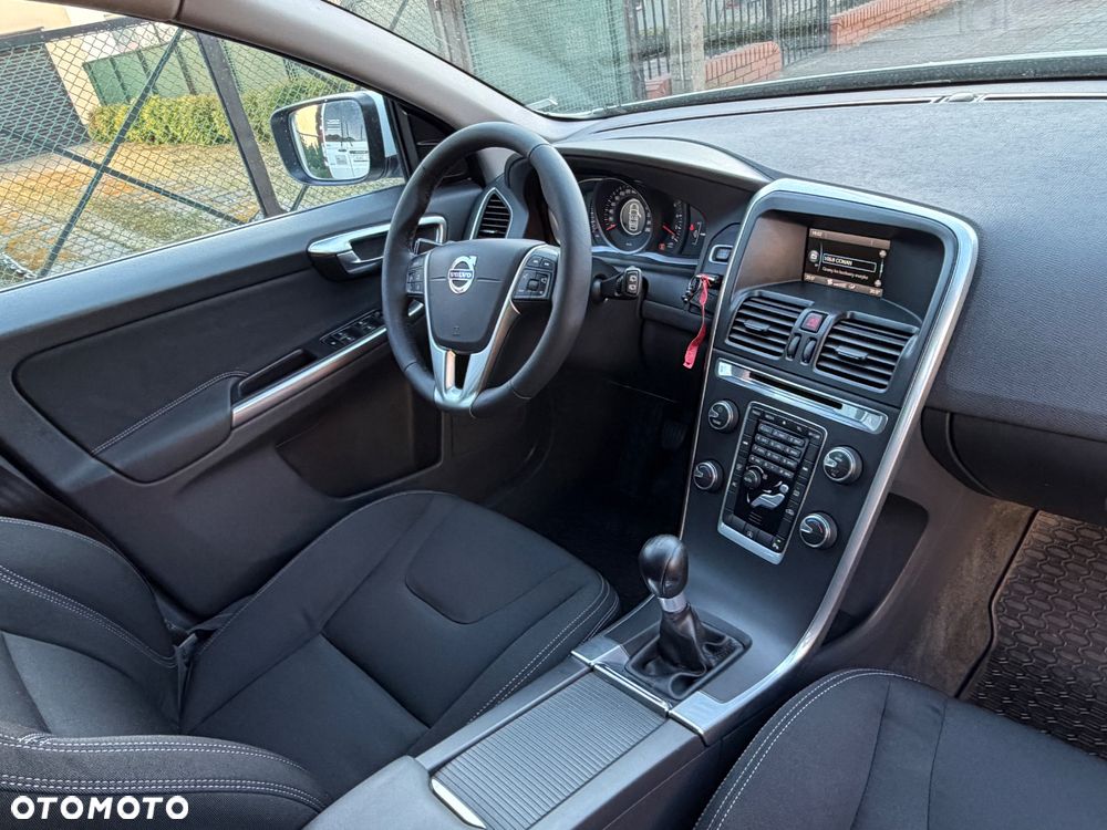 Volvo S60 D3 Momentum - 5