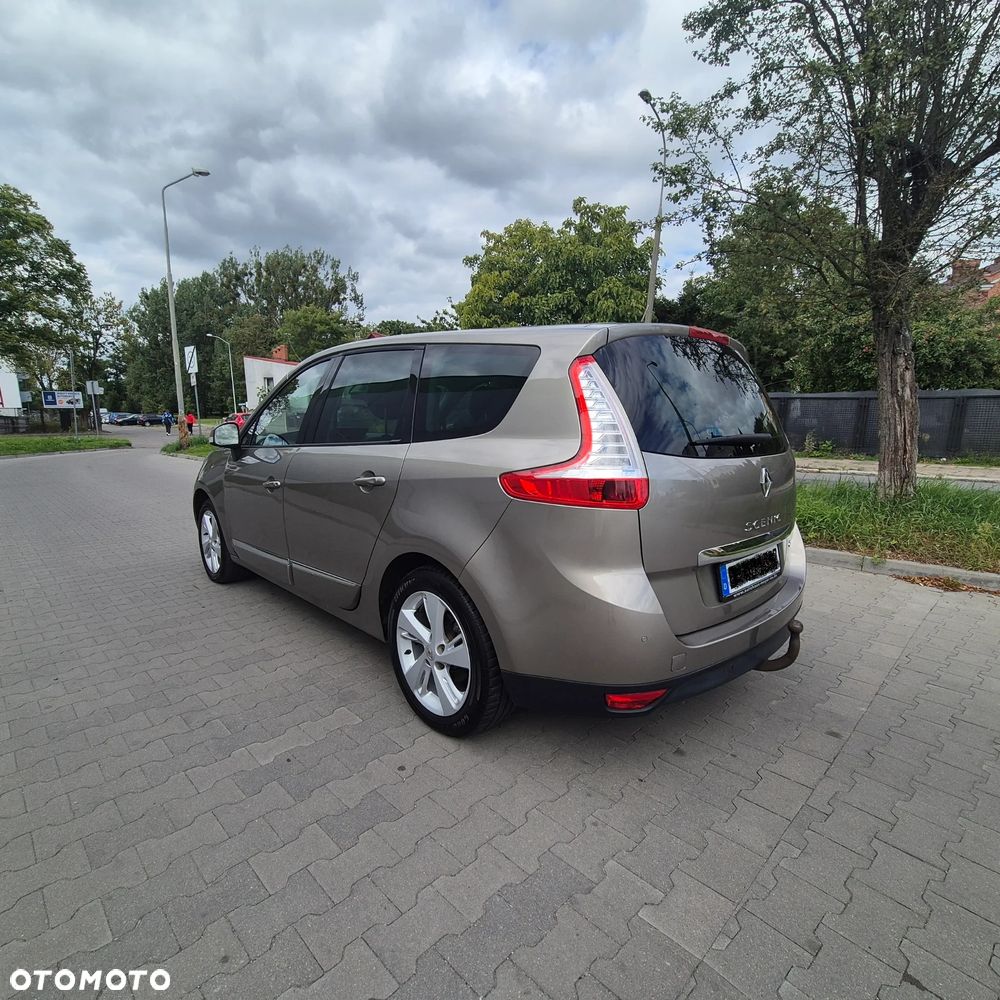 Renault Scenic 1.5 dCi Limited - 6