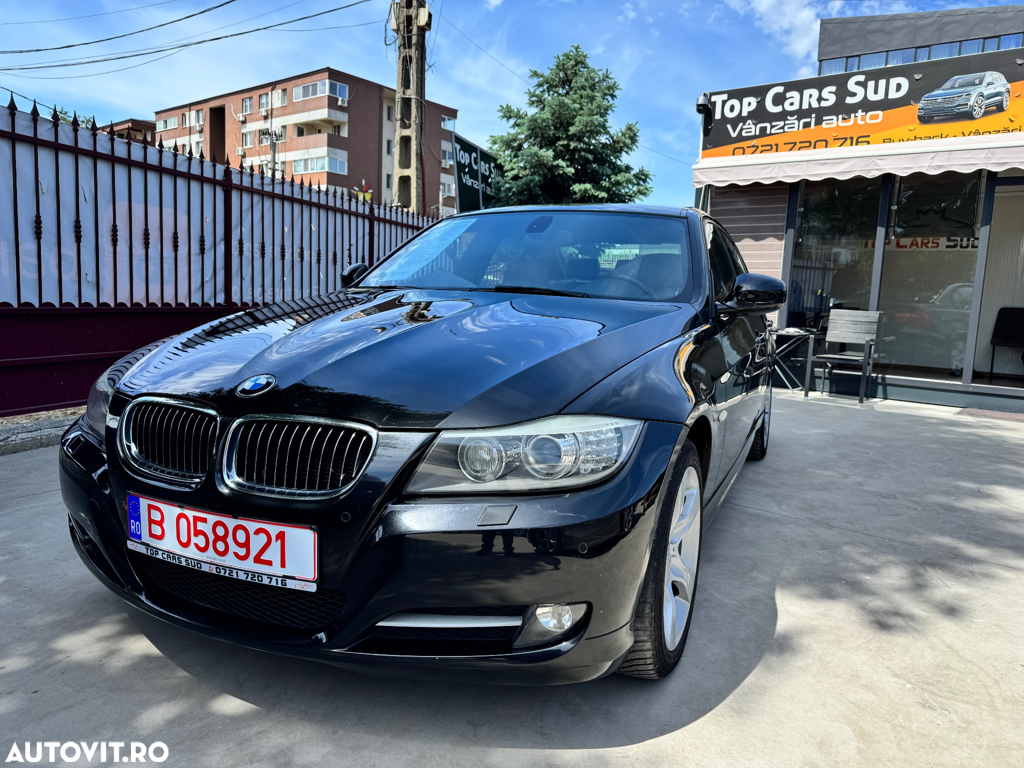 BMW Seria 3 320d DPF Aut. Edition Exclusive - 2