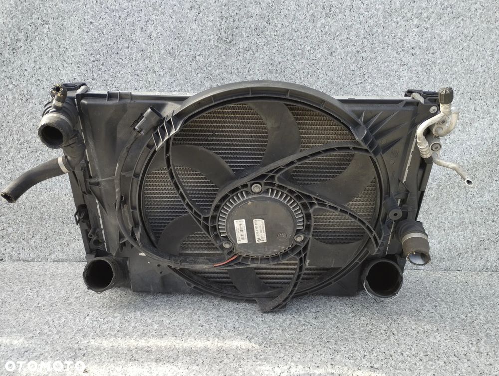 BMW 3 E92 E93 pas przedni wzmocnienie komplet chłodnic 2.0d - 7