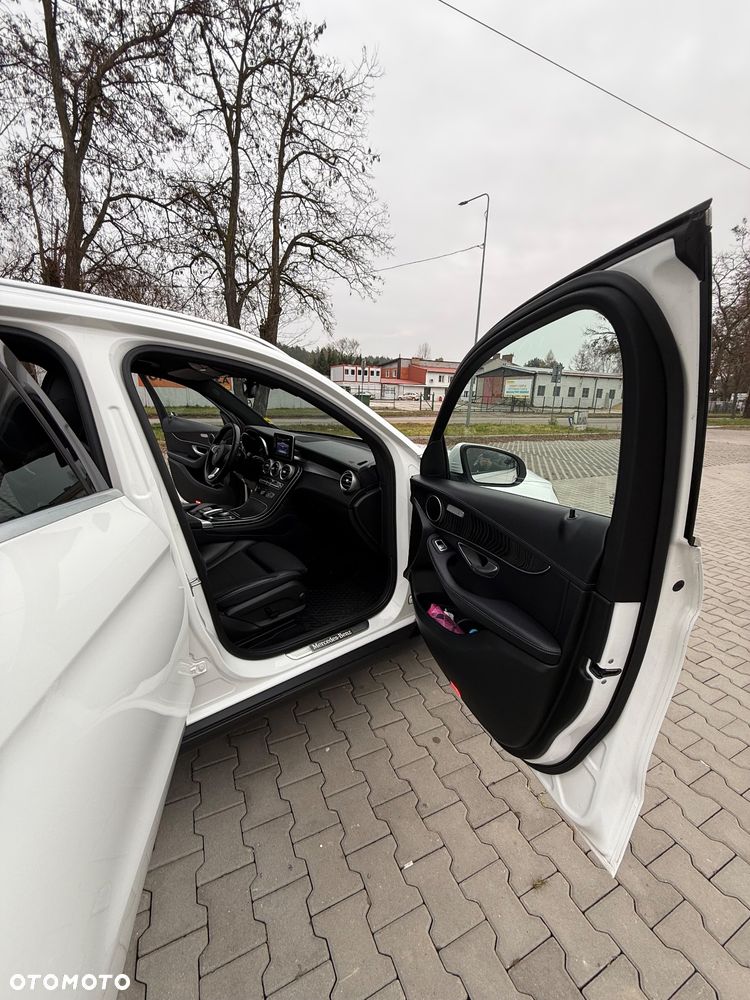 Mercedes-Benz GLC - 20