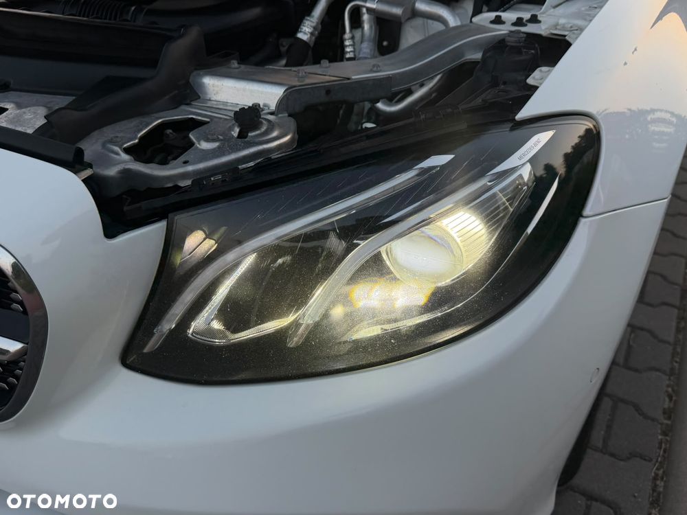 Mercedes-Benz Klasa E 220 d 9G-TRONIC Avantgarde - 10