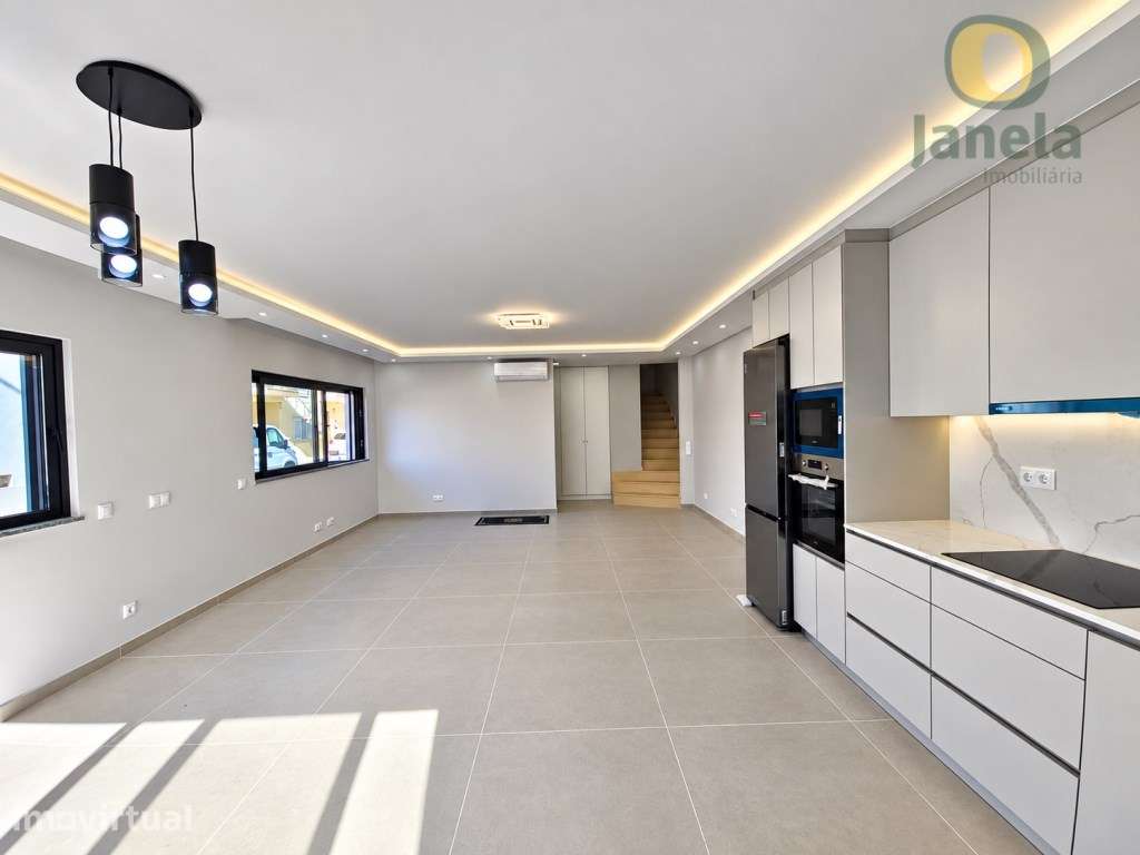 Maravilhosa Moradia Contemporânea em construção, perto do Hospital ... - Grande imagem: 2/29