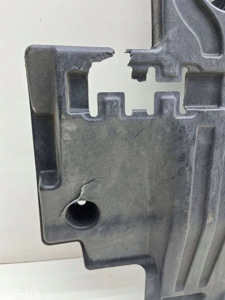 VOLVO XC40 OSŁONA PODWOZIA LEWA 32260660 - 2