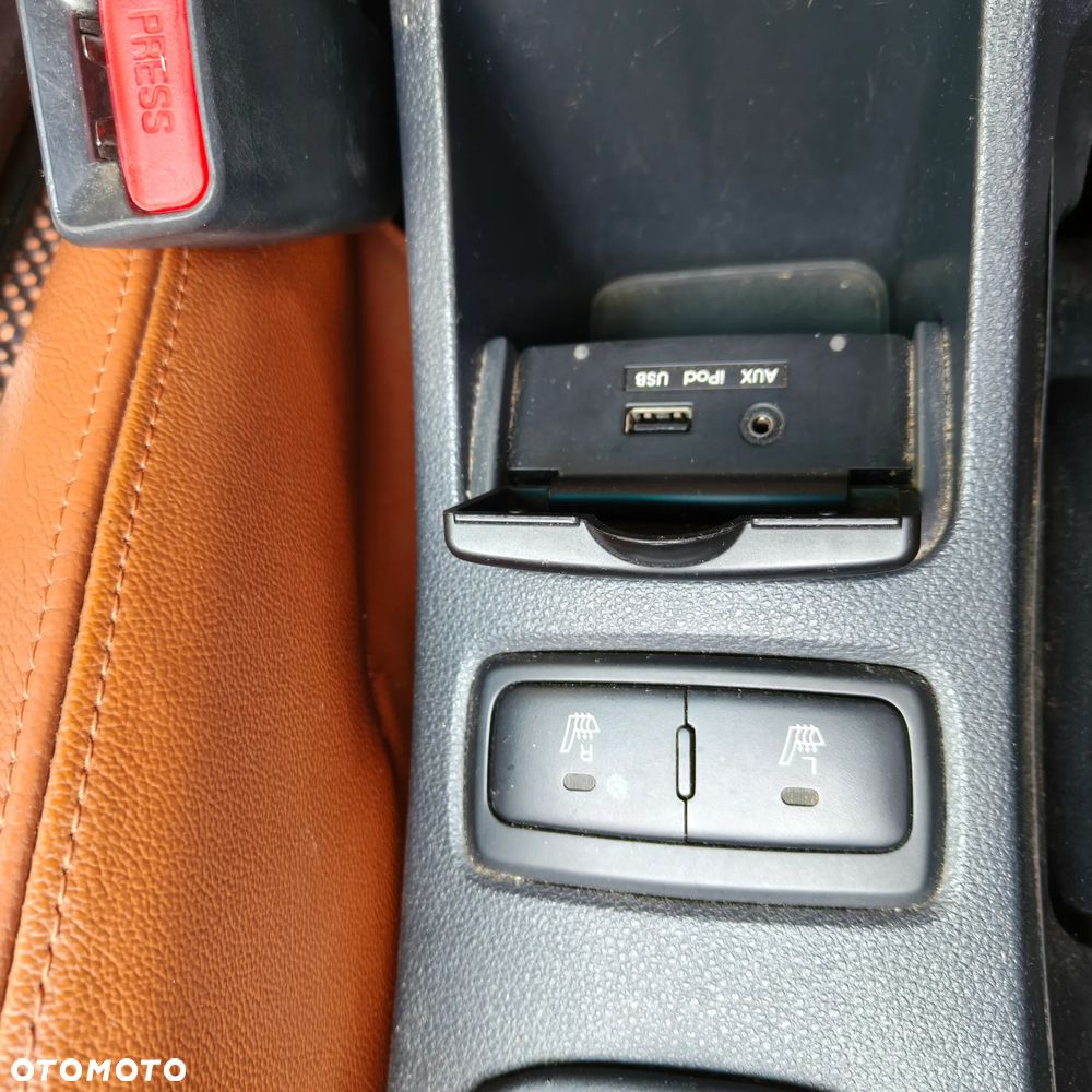 Kia Sportage 2.0 Expedition - 12