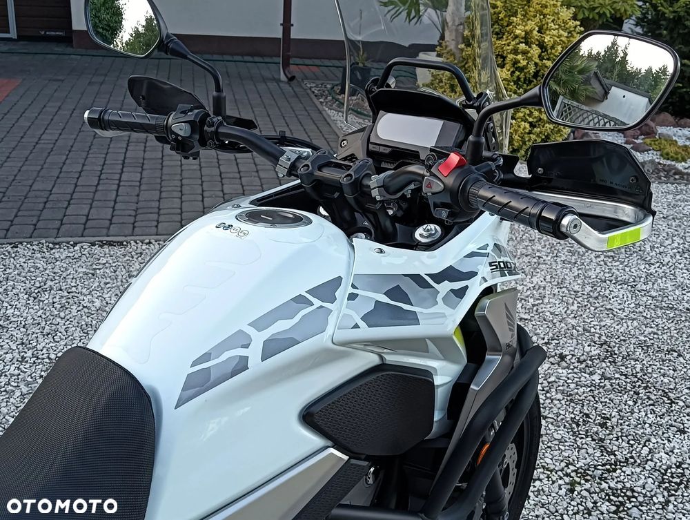Honda CB - 11