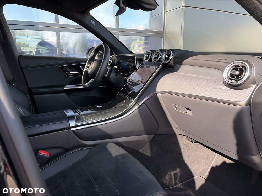 Mercedes-Benz GLC - 13