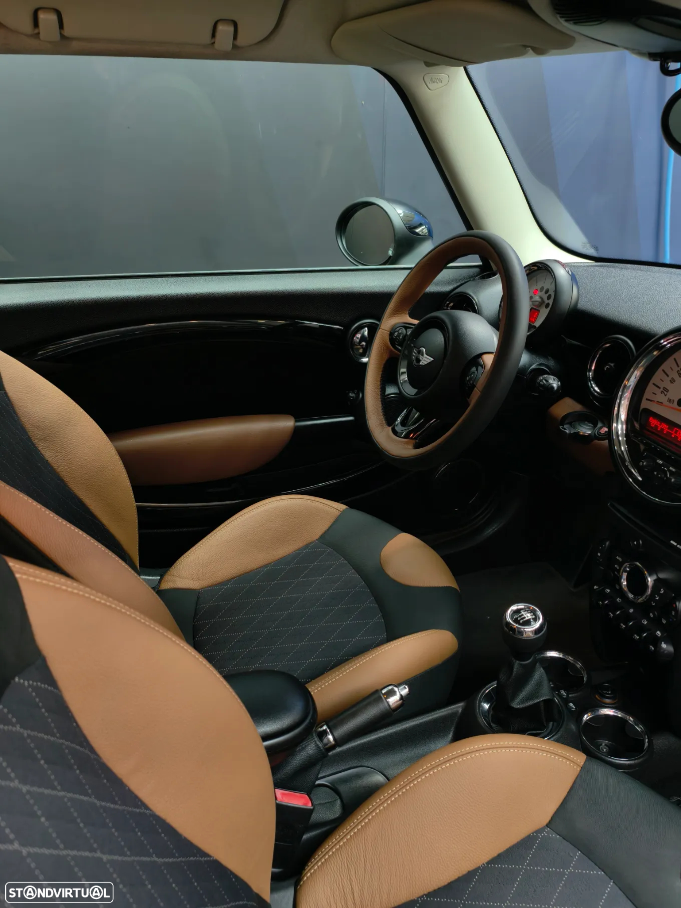 MINI 3 Portas Cooper D - 30