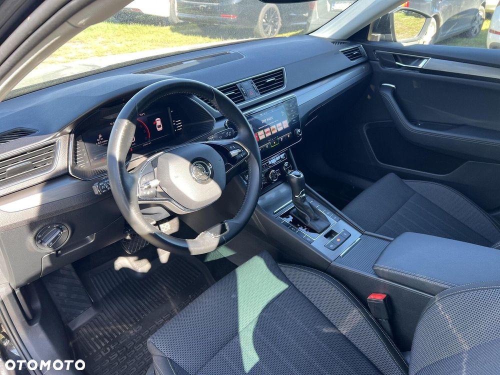 Skoda Superb 2.0 TDI SCR Style DSG - 19