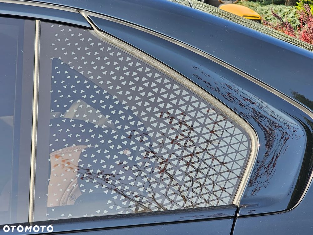 BMW Seria 7 - 12