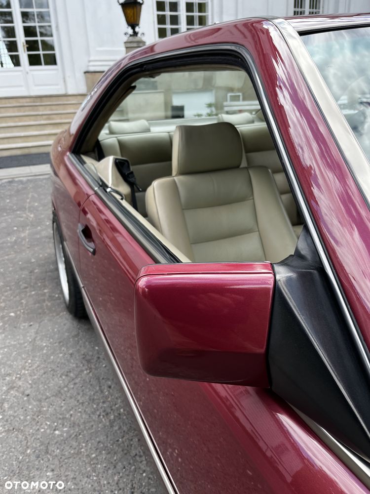 Mercedes-Benz W124 (1984-1993) - 22