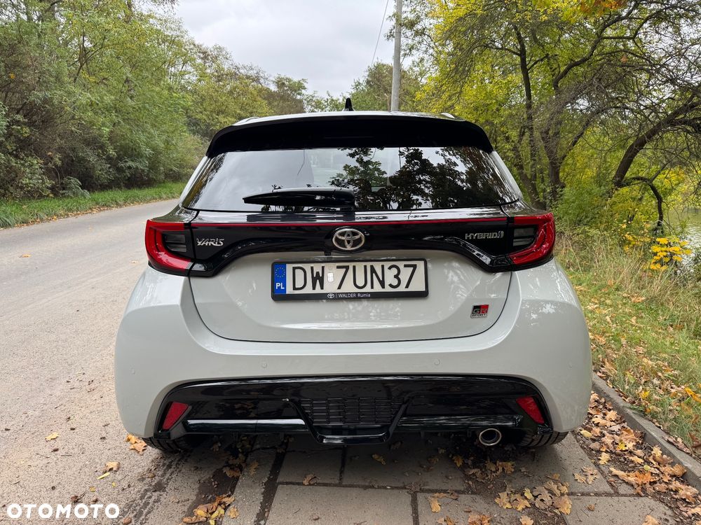 Toyota Yaris - 11