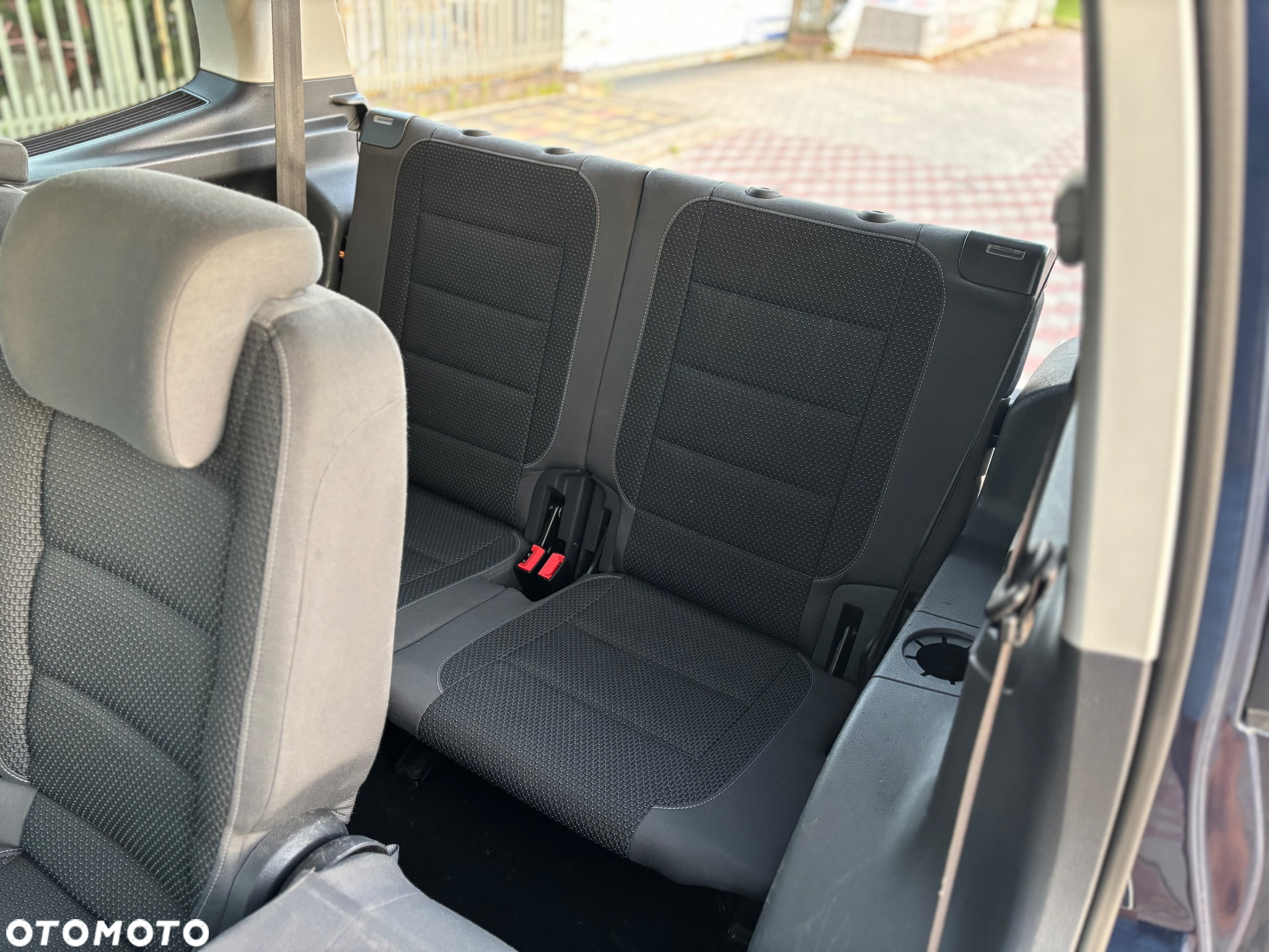 Volkswagen Touran - 9