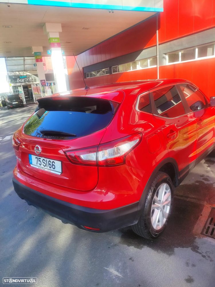 Nissan Qashqai 1.6 dCi N-Connecta Xtronic - 2