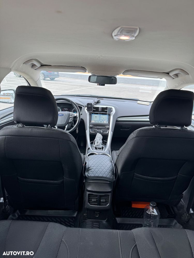 Ford Mondeo 2.0 TDCi Powershift Titanium - 8