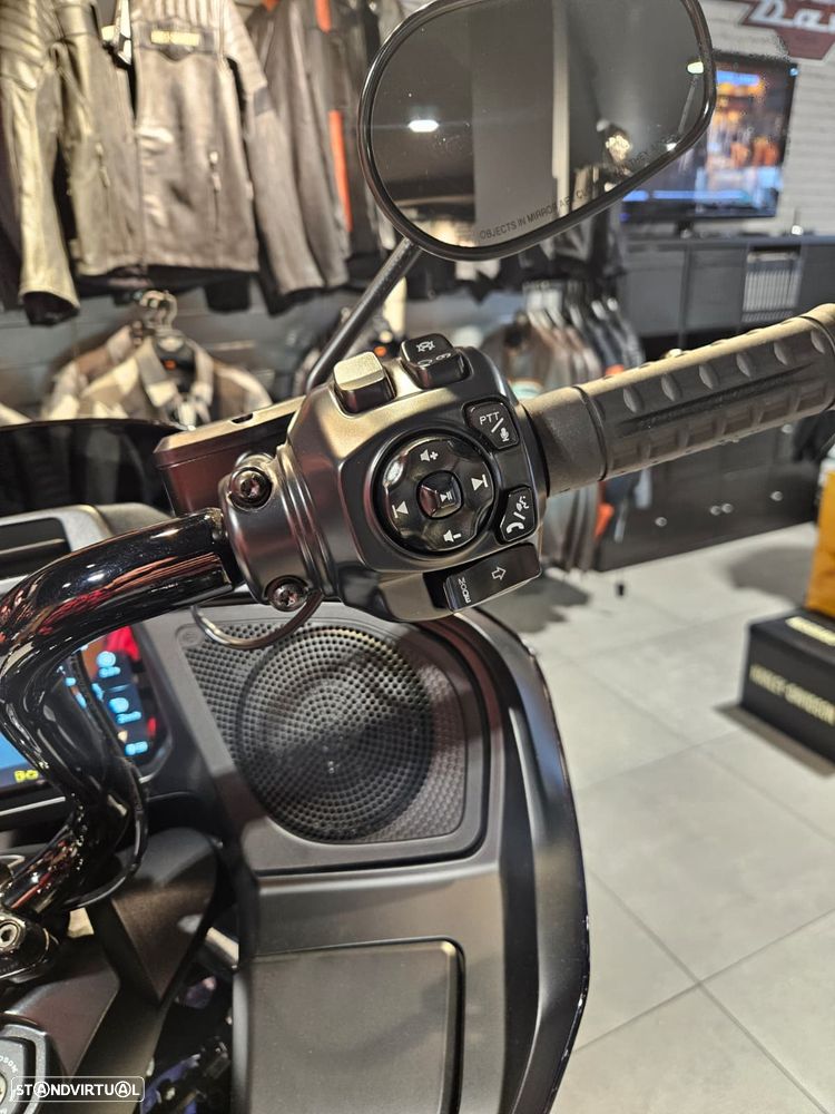 Harley-Davidson Road Road Glide - 8