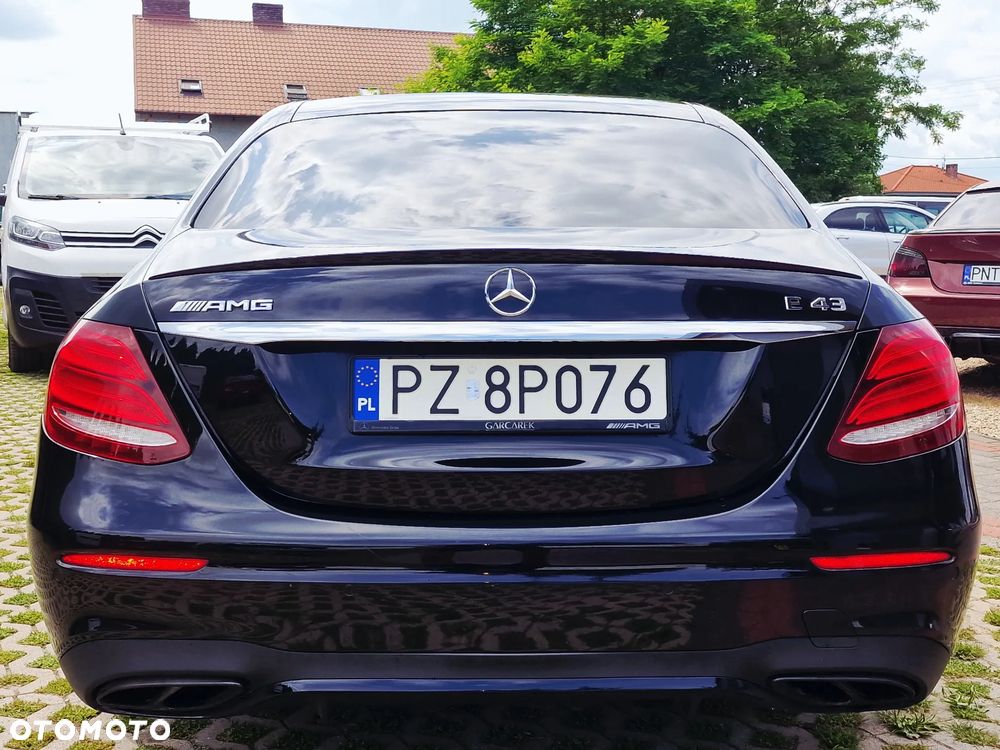 Mercedes-Benz Klasa E 43 AMG 4Matic 9G-TRONIC - 7