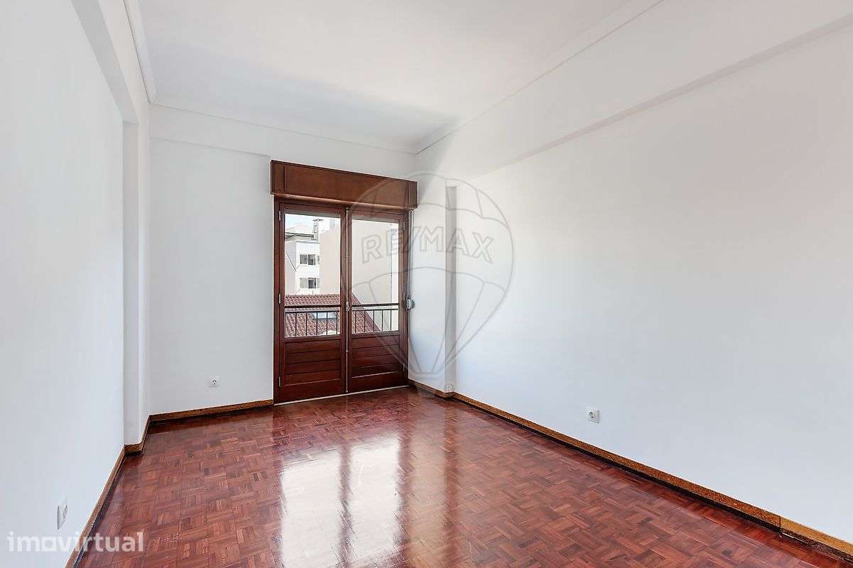 Apartamento T1 para arrendamento - Grande imagem: 2/26